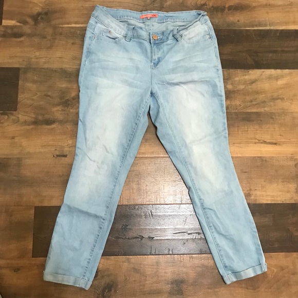 wannabetterbutt? Denim - Light Blue Fitted Jeans